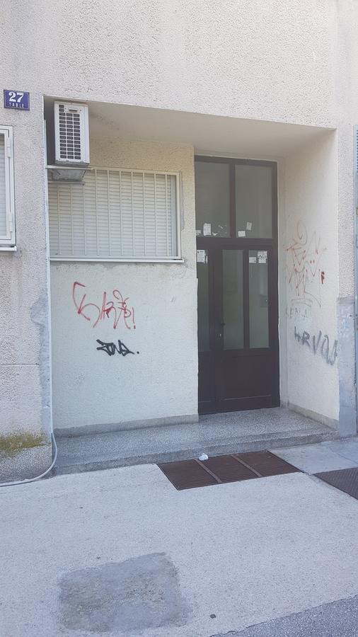Apartment Bal Split Exterior photo